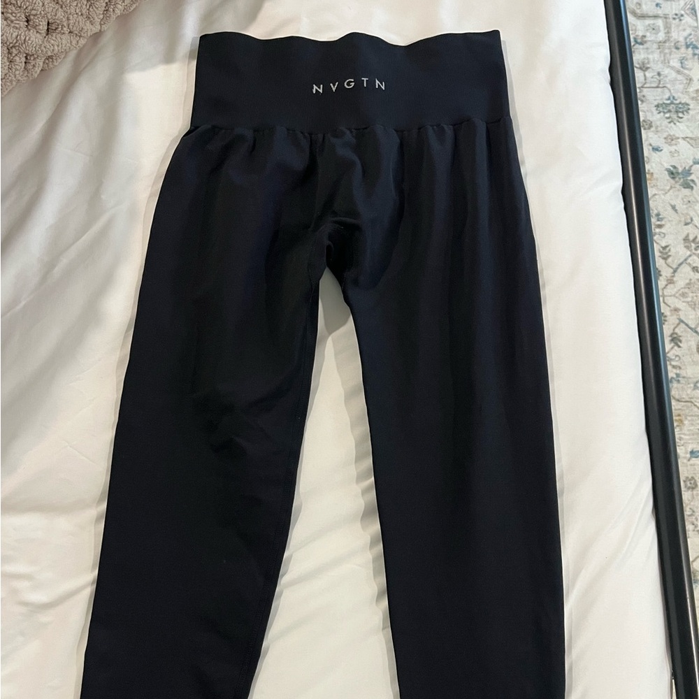 NVGTN Black Solid Seamless Leggings